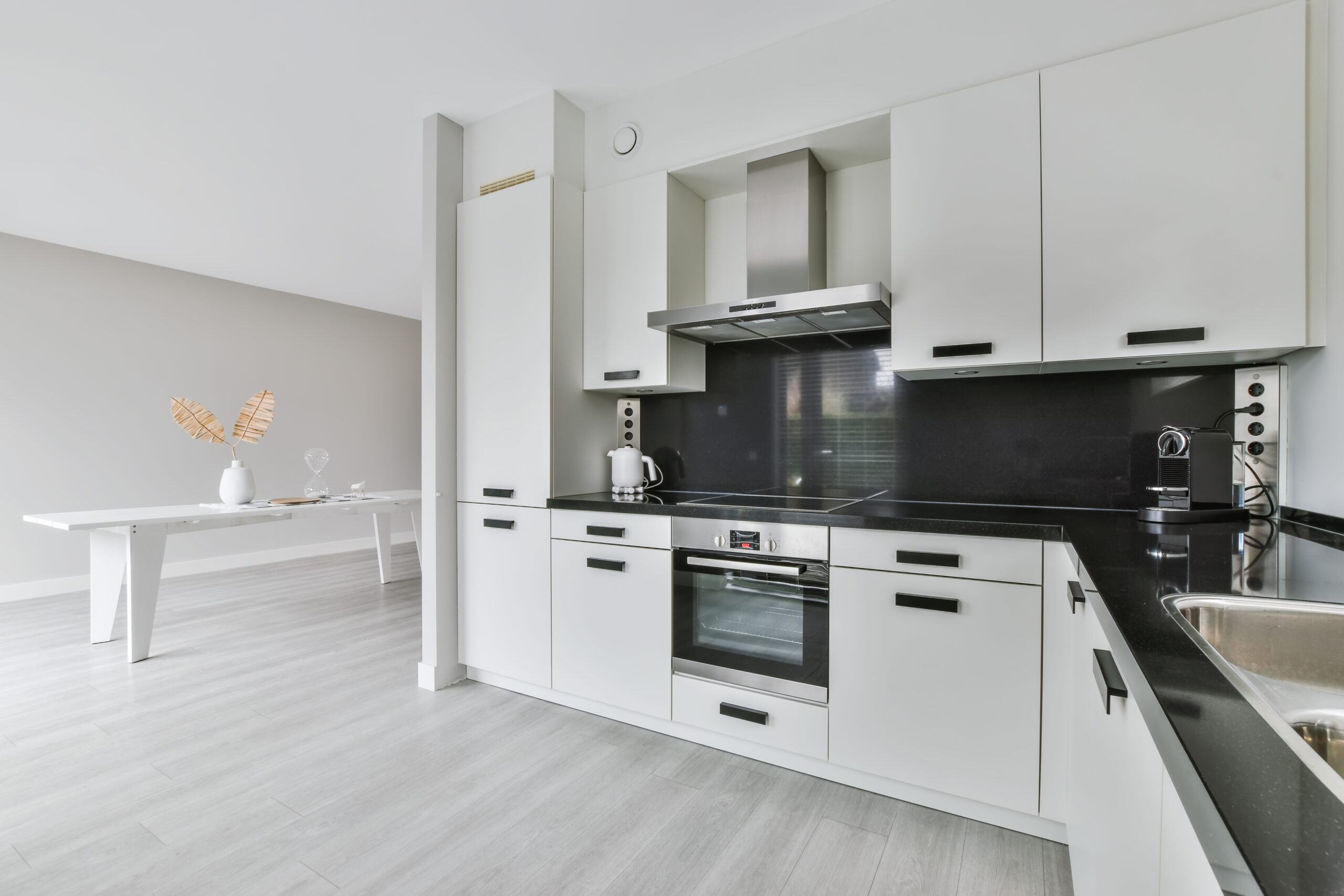 Modern kitchen design and customization ideas for new homes